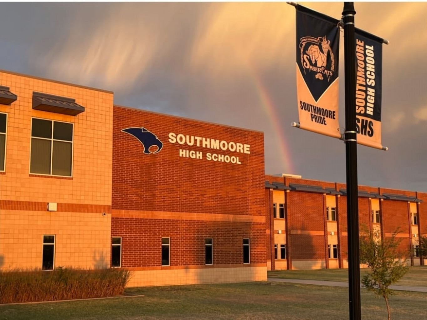 Senate honors Southmoore trumpet player, band director after winning national award