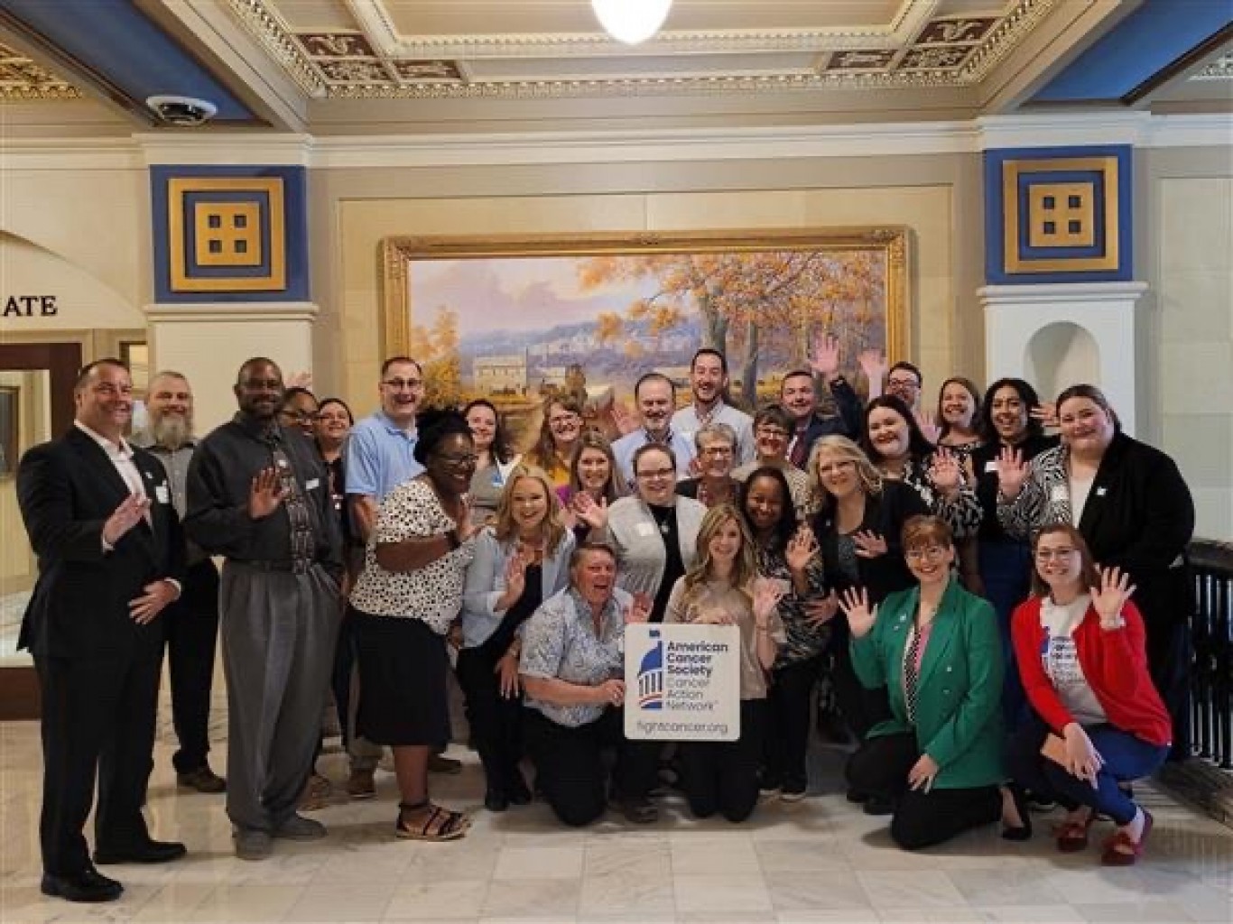 Pacientes y sobrevivientes de cáncer se congregan en el Capitolio de Oklahoma