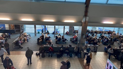 AEROPUERTO INTERNACIONAL WILL ROGERS INCREMENTA LA TARIFA DE ESTACIONAMIENTO