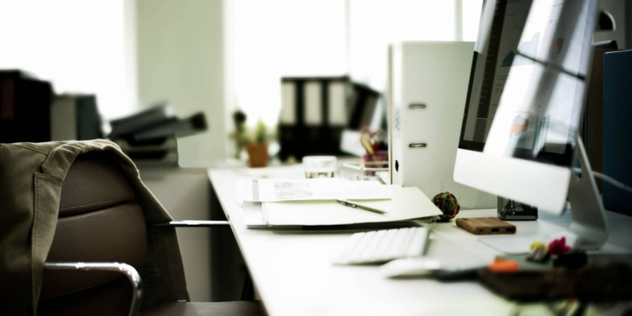 Notifique las fallas en  el desempeño de los empleados del USCIS