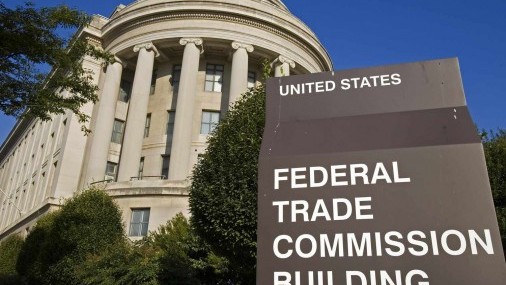 Comisión Federal de Comercio FTC  Propone prohibir tarifas engañosas
