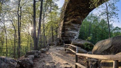 Para aventura y belleza, visite los arcos naturales de Kentucky