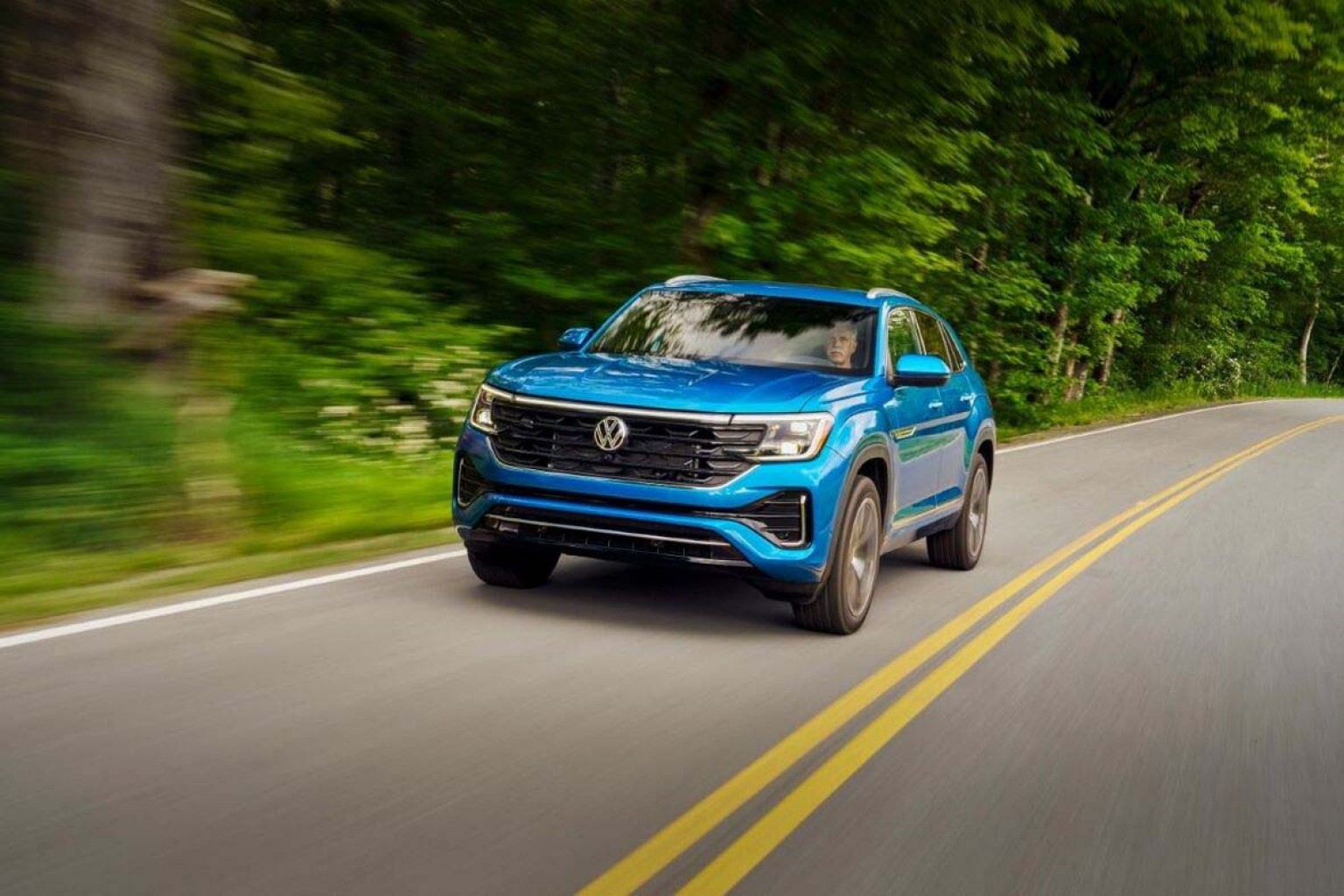 El Volkswagen Atlas Cross Sport del 2024, un SUV que ya es un éxito entre los Hispanos de EE.UU.