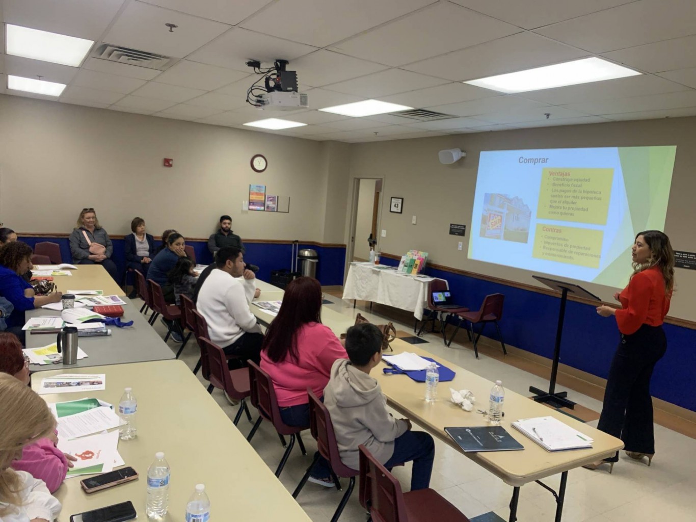 ES TU DINERO - CLASES DE GESTION FINANCIERA PARA TODA LA FAMILIA