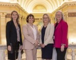 Caucus Legislativo de Mujeres de Oklahoma celebra el Mes de la Historia de la Mujer!