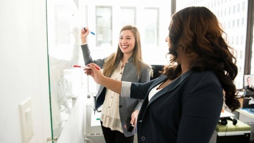 Cuatro razones para trabajar en un negocio liderado por mujeres