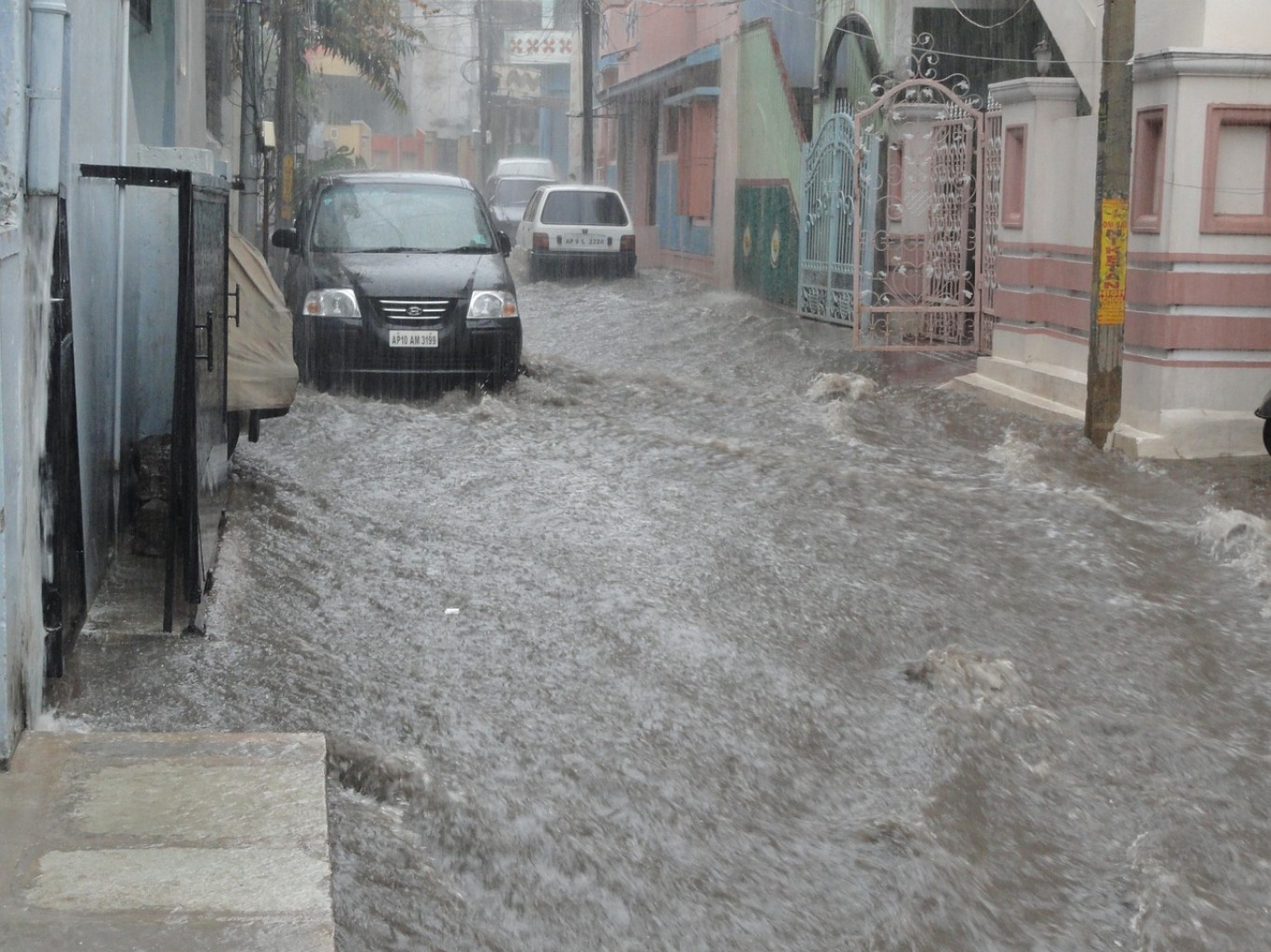 Proteger a las Comunidades de las inundaciones y el aumento de los costos de los Seguros