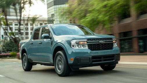 Los 10 mejores autos para comprar nuevos vs. poco usados