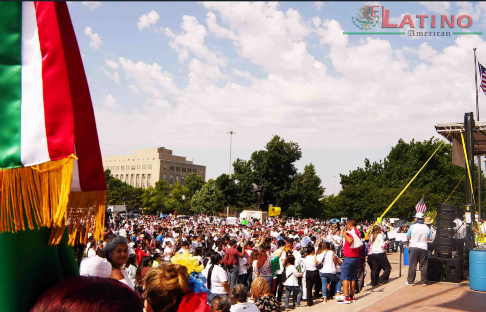 COMUNIDAD LATINA ALZA SU VOY EN EL CAPITOLIO DE OKLAHOMA