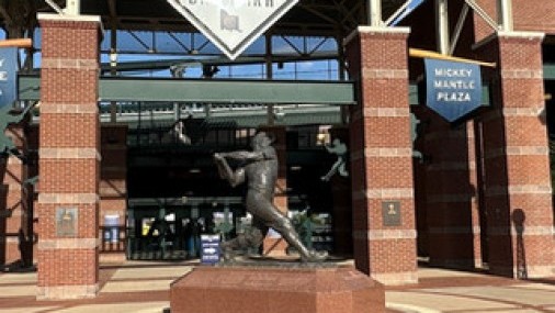 CLUB DE BÉISBOL DE OKLAHOMA CITY ABRE UNA SERIE DE JUEGOS EN CASA 
