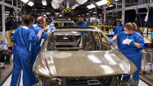 Crisis en el sector: General Motors sigue  despidiendo empleados