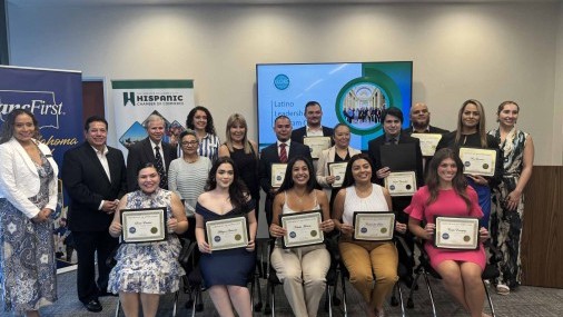 Cámara de Comercio Hispana Okc PROMOVIENDO LIDERAZGO LATINO