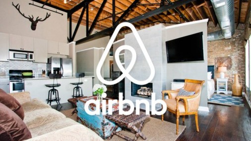 Airbnb dice que limitaciones que sufre en Nueva York no han aliviado mercado inmobiliario