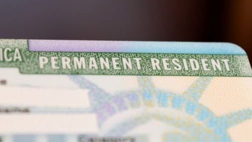 USCIS Extiende la Validez de las Tarjetas de Residente Permanente
