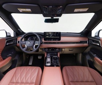 Mitsubishi publicó las primeras imágenes del nuevo SUV Outlander del 2025