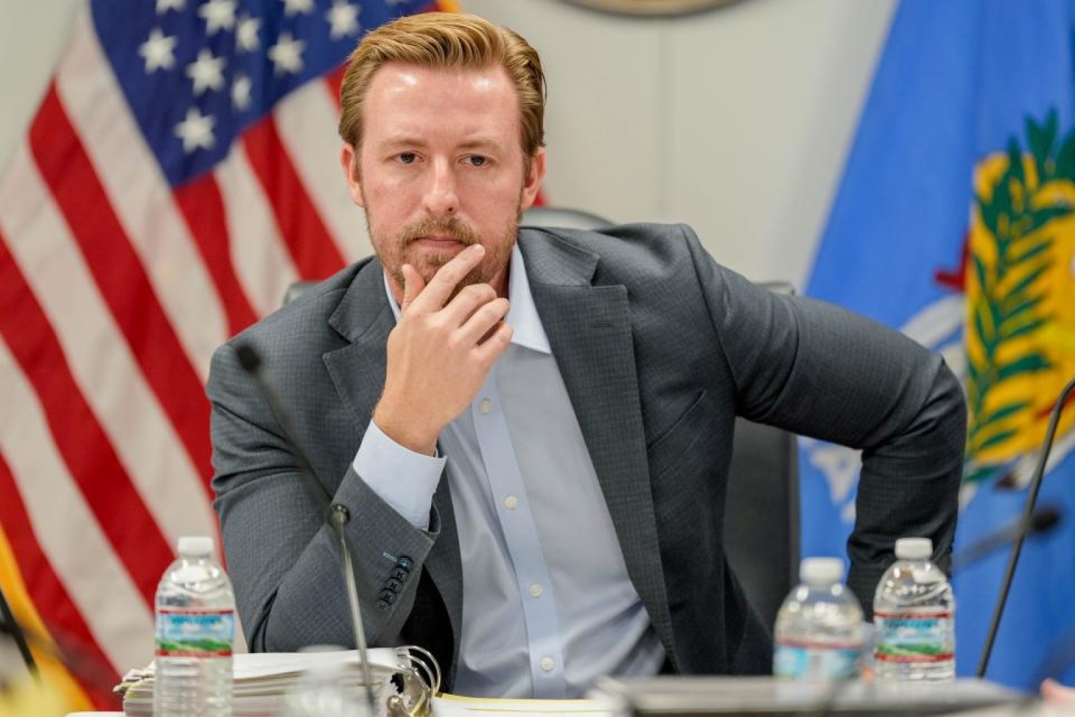 Superintendente de Oklahoma demanda al gobierno federal 