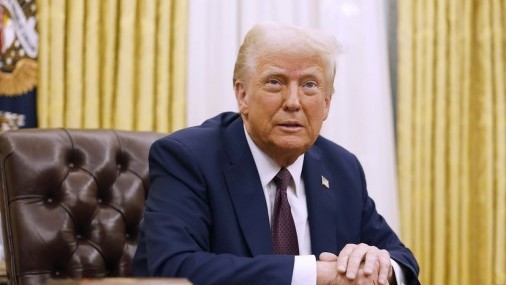 Detener la orden de Trump de congelar las subvenciones federales