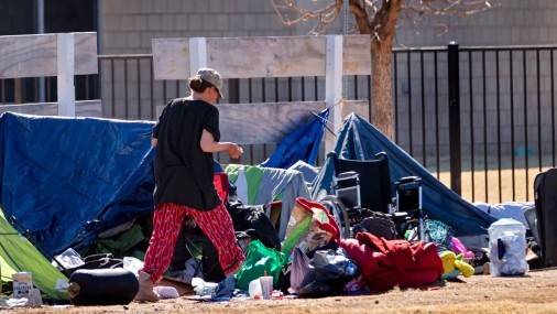 Un Llamado a la Acción: Prevenir la falta de vivienda con Soluciones Proactivas