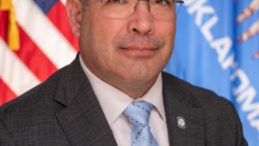 Legisladores se unen para apreciar a  los Maestros