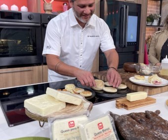 Delicias de la Hispanidad: Arepas de yuca con queso