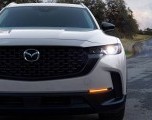 Mazda CX-50 Híbrido Premium del 2026, un SUV elegante y versátil