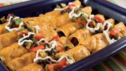 Receta de la Semana: Enchiladas de aguacate y frijoles negros