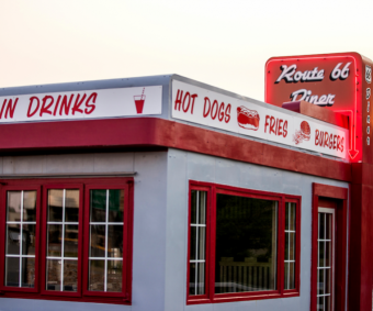 Museo de la Ruta 66 de Oklahoma recibe subvención para restauración de Icónico Hotel