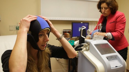 Presenta proyecto de ley para exigir  cobertura de seguro para los sistemas de refrigeración de quimioterapia