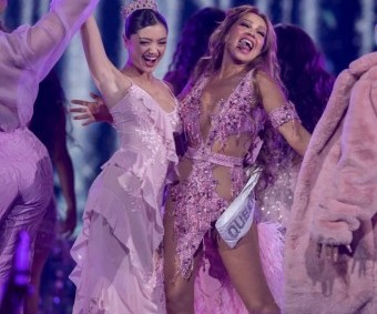 Thalía eligió a Paola Ruiz para actuar en su versión de “Dancing Queen”