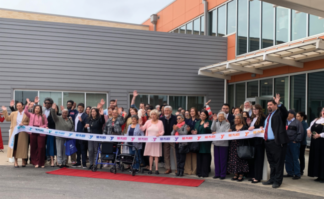 YMCA y Agencia Latina celebran la apertura del Pete White YMCA