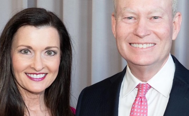 Centro de Salud y Bienestar llevará el nombre de Mick y Terri Cornett