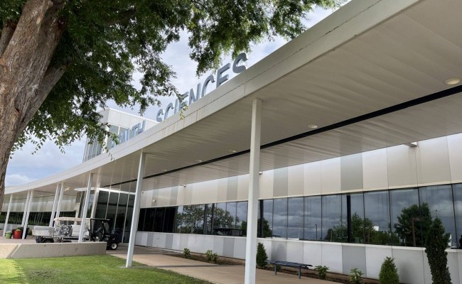 Rose State College celebra ampliación de Health Sciences Center 