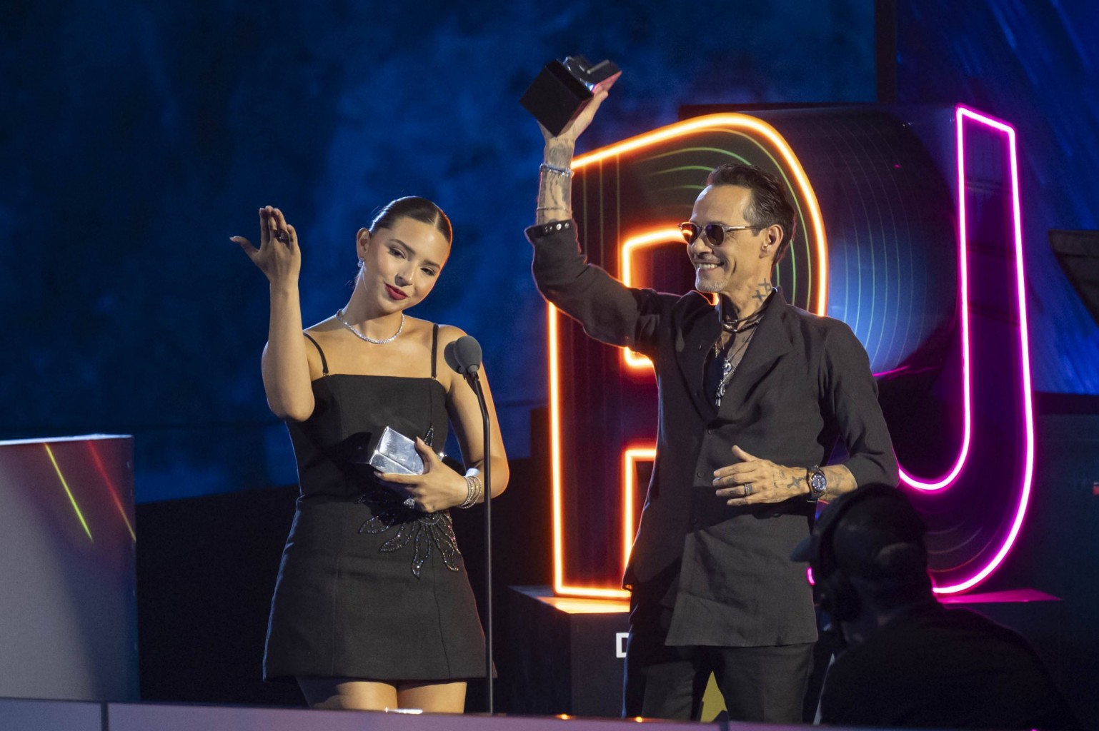 MARC ANTHONY ES HONRADO CON EL PREMIO “AGENTE DE CAMBIO” EN PREMIOS JUVENTUD 2026